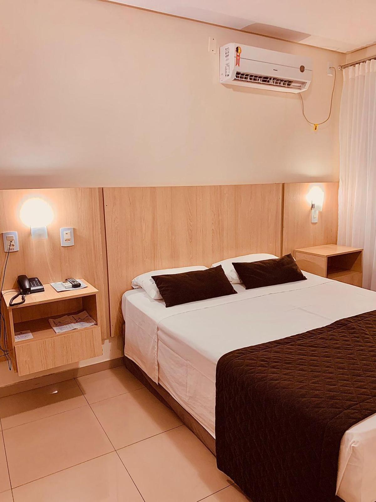 Victoria Plaza Hotel Palmas  Exterior photo