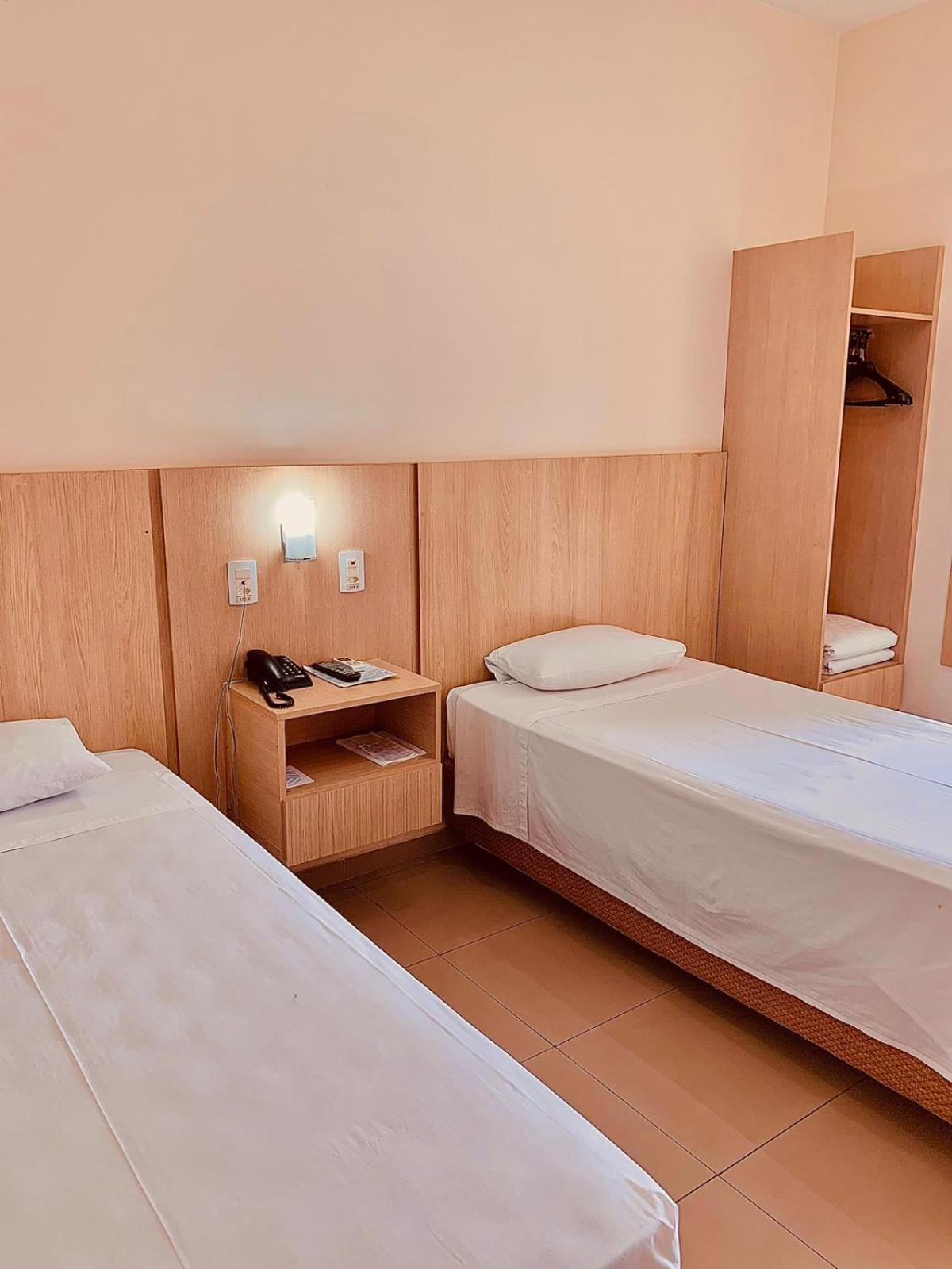 Victoria Plaza Hotel Palmas  Exterior photo