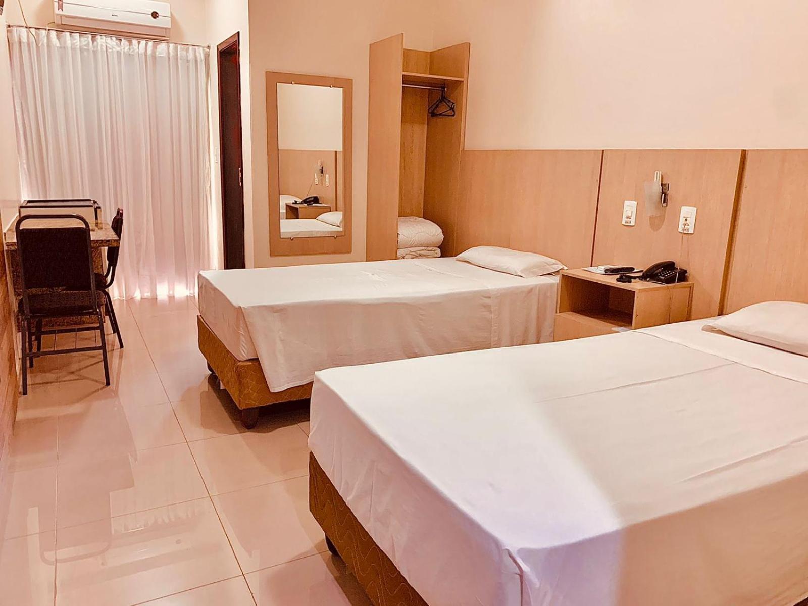 Victoria Plaza Hotel Palmas  Exterior photo